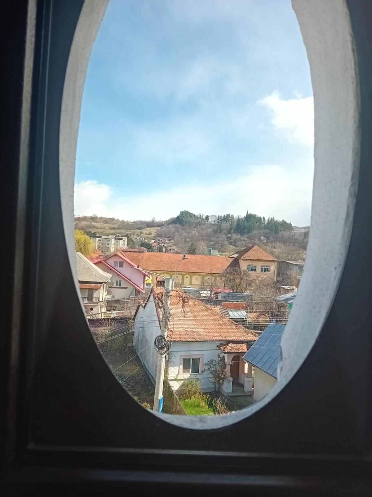 Casa Continentelor Hotel Câmpulung Buitenkant foto