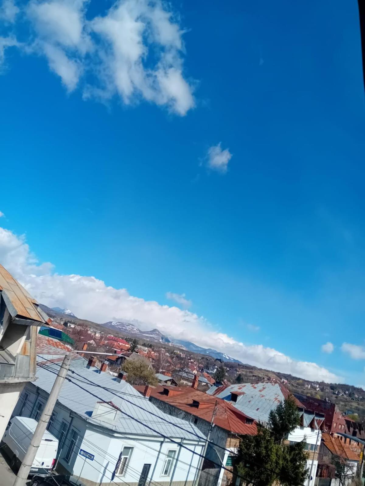 Casa Continentelor Hotel Câmpulung Buitenkant foto